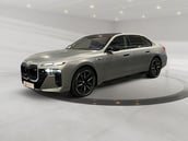 BMW M760