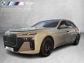 BMW 740