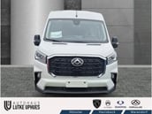 MAXUS Deliver 9