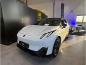Lynk & Co 02