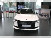 DS Automobiles N°4