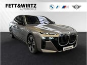 BMW M760