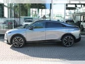 DS Automobiles N°8