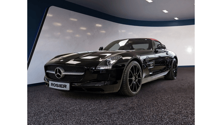 Mercedes-Benz SLS