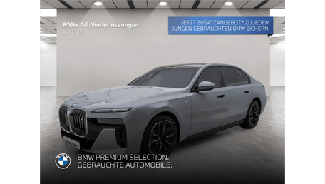 BMW i7