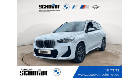 BMW iX1