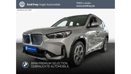 BMW iX1