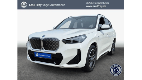 BMW iX1