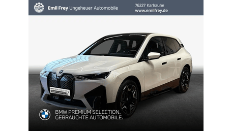 BMW iX
