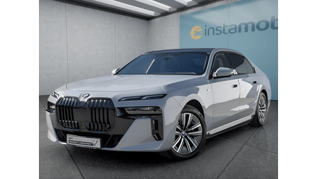 BMW i7