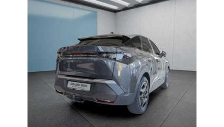 Peugeot E-3008