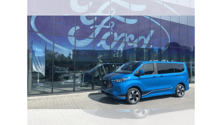 Ford E-Tourneo