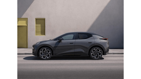 Lynk & Co 02